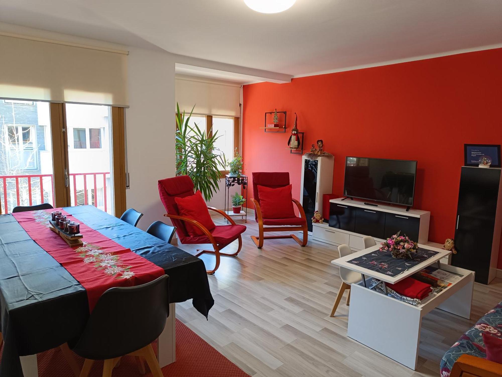 Apartamento Confort I لا سو دي أورغل المظهر الخارجي الصورة