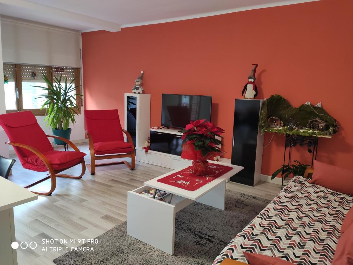Apartamento Confort I لا سو دي أورغل المظهر الخارجي الصورة